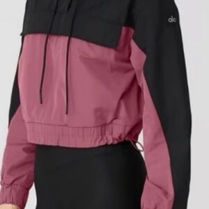 Alo yoga Black and Pink Cropped Windbreaker